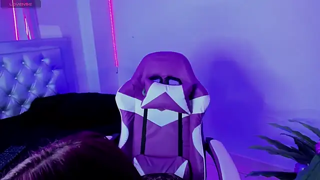 chloe jacksonn online show from 9, 9, 2025