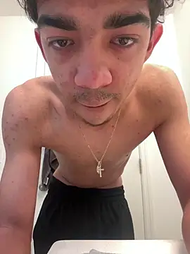 Snapshot of Ryan_12xX chatting on 15, 11, 2025 Ryan 12xX online show from 15, 11, 2025