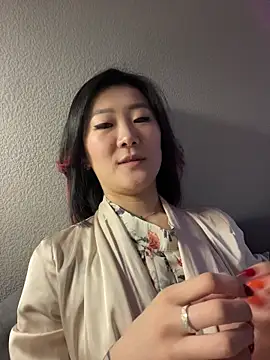 AikoYamada online show from 9, 11, 2025