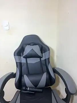 Vliacoooper2 online show from 12, 9, 2025