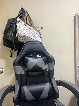 Vliacoooper2 online show from 6, 3, 2026