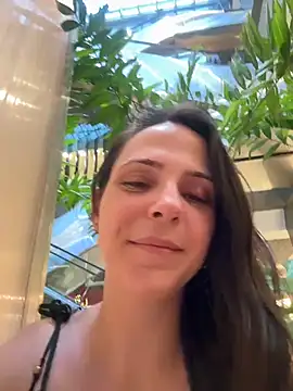 Snapshot of Lady_LauraRose chatting on 2, 12, 2025 Lady LauraRose online show from 2, 12, 2025