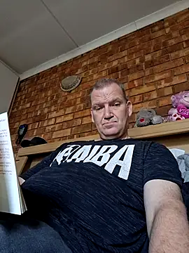 Snapshot of wallacelegend chatting on 24, 2, 2026 wallacelegend online show from 24, 2, 2026