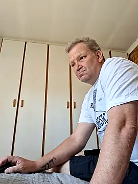 Snapshot of wallacelegend chatting on 10, 2, 2026 wallacelegend online show from 10, 2, 2026