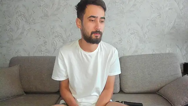 sophywhisper online show from 29, 9, 2025