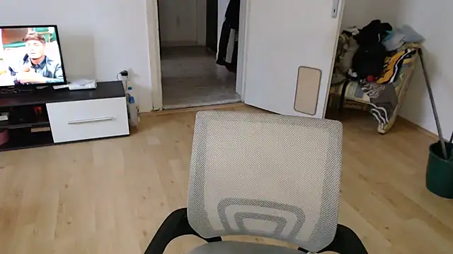 Aliens4twenty online show from 21, 9, 2025