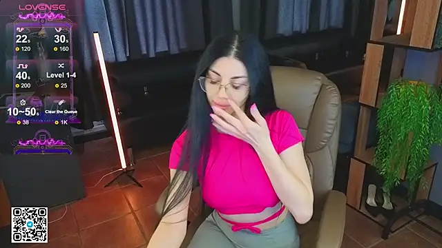 Emmi Swon online show from 14, 9, 2025