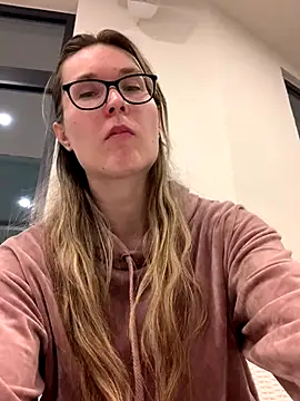 Jugira online show from 3, 11, 2025