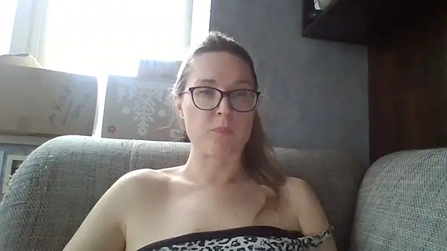 Snapshot of Jugira chatting on 12, 6, 2026 Jugira online show from 12, 6, 2026