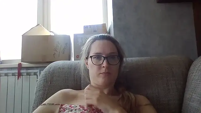 Snapshot of Jugira chatting on 28, 6, 2026 Jugira online show from 28, 6, 2026