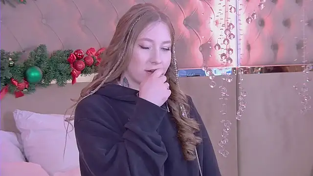 MiaEuphoria  online show from 22, 12, 2025