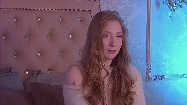 MiaEuphoria  online show from 7, 11, 2025