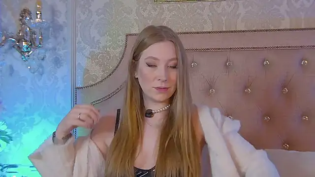 MiaEuphoria  online show from 18, 11, 2025