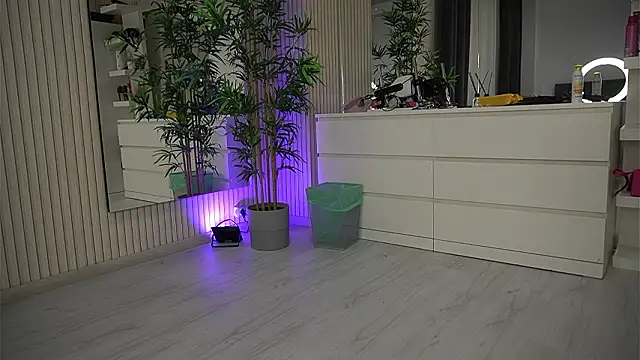 EmmaBlanco online show from 27, 3, 2026