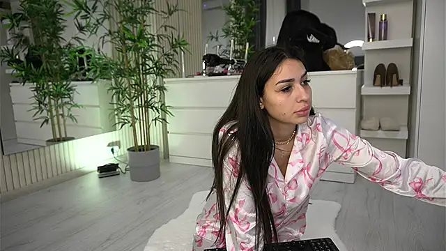 EmmaBlanco online show from 14, 4, 2026