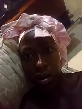 RFeltomWhitJ online show from 4, 11, 2025