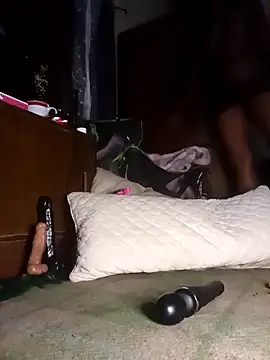 RFeltomWhitJ online show from 22, 10, 2025