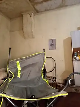 RFeltomWhitJ online show from 21, 10, 2025