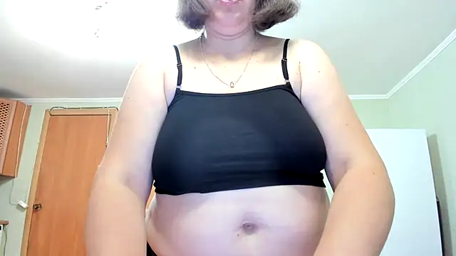 KATTYWARM  online show from 28, 11, 2025