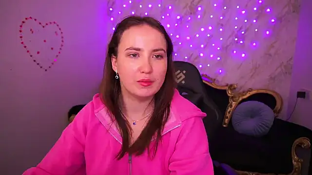 SofieBloom online show from 7, 3, 2026