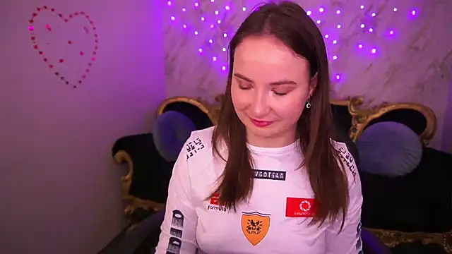 SofieBloom online show from 11, 3, 2026