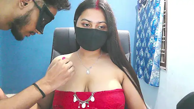 SassyWildCouple online show from 9, 10, 2025