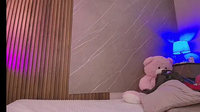 biancaa 18 online show from 22, 4, 2026