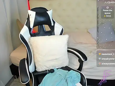 salome rojas  online show from 20, 11, 2025