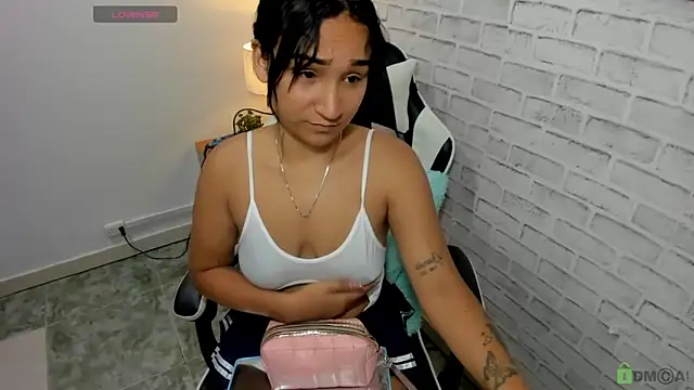 salome rojas  online show from 20, 4, 2026