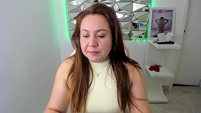 camixxx m online show from 1, 11, 2025