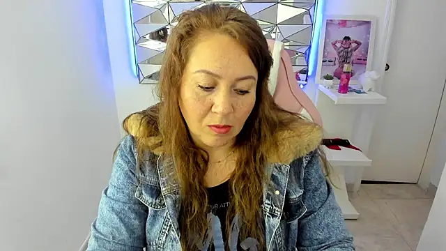 camixxx m online show from 17, 12, 2025