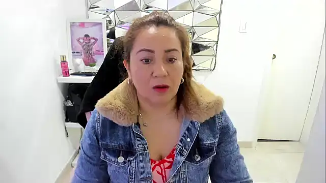 camixxx m online show from 7, 5, 2026
