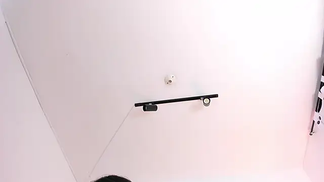 thamiina  online show from 5, 10, 2025