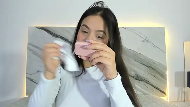 thamiina  online show from 19, 9, 2025