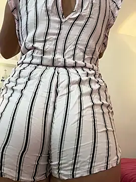 thamiina  online show from 18, 2, 2026