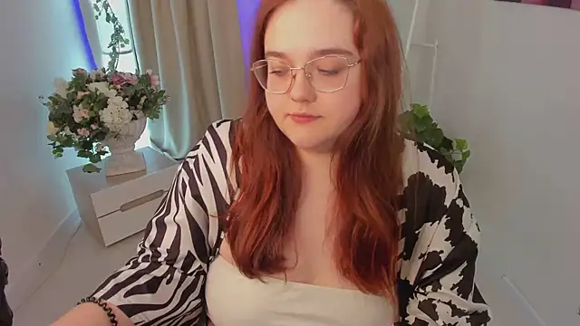 Neko Moor online show from 3, 10, 2025