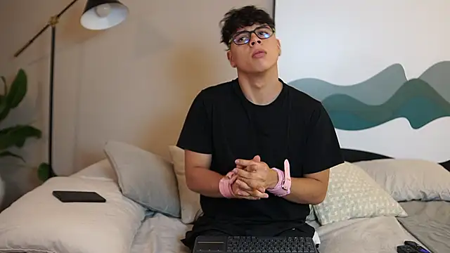 Ethan occonor online show from 5, 10, 2025