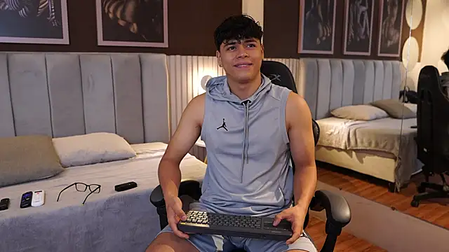 Ethan occonor online show from 7, 10, 2025