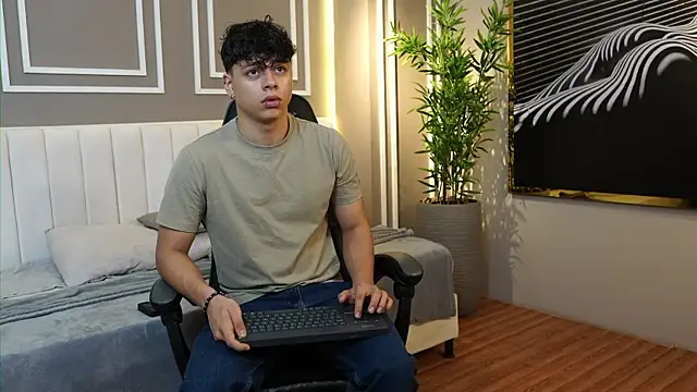 Ethan occonor online show from 5, 11, 2025