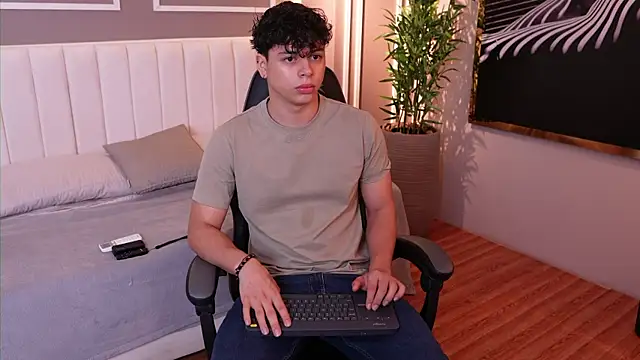 Ethan occonor online show from 23, 10, 2025