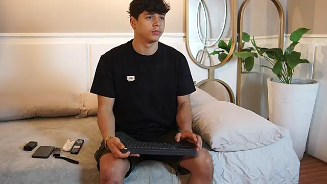 Ethan occonor online show from 22, 9, 2025