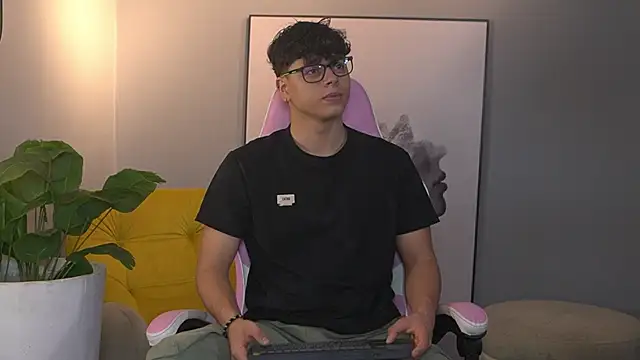 Ethan occonor online show from 8, 11, 2025