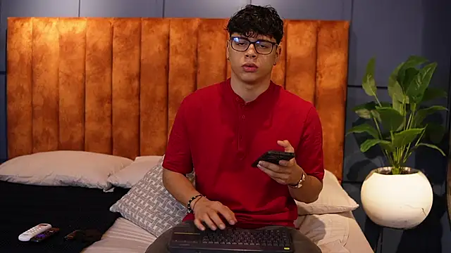 Ethan occonor online show from 17, 10, 2025