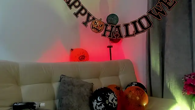 Maitte love online show from 25, 10, 2025