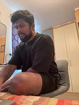 Snapshot of CrazyShashank chatting on 28, 9, 2025 CrazyShashank online show from 28, 9, 2025