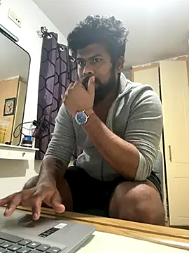 Snapshot of CrazyShashank chatting on 3, 11, 2025 CrazyShashank online show from 3, 11, 2025