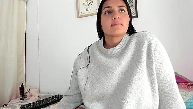 selena jhonson online show from 12, 11, 2025