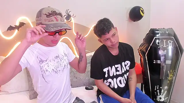 Snapshot of Enrrixxx_ chatting on 26, 10, 2025 Enrrixxx online show from 26, 10, 2025