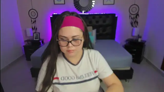 LolaVillalobos online show from 26, 9, 2025