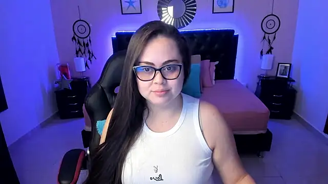 LolaVillalobos online show from 17, 3, 2026